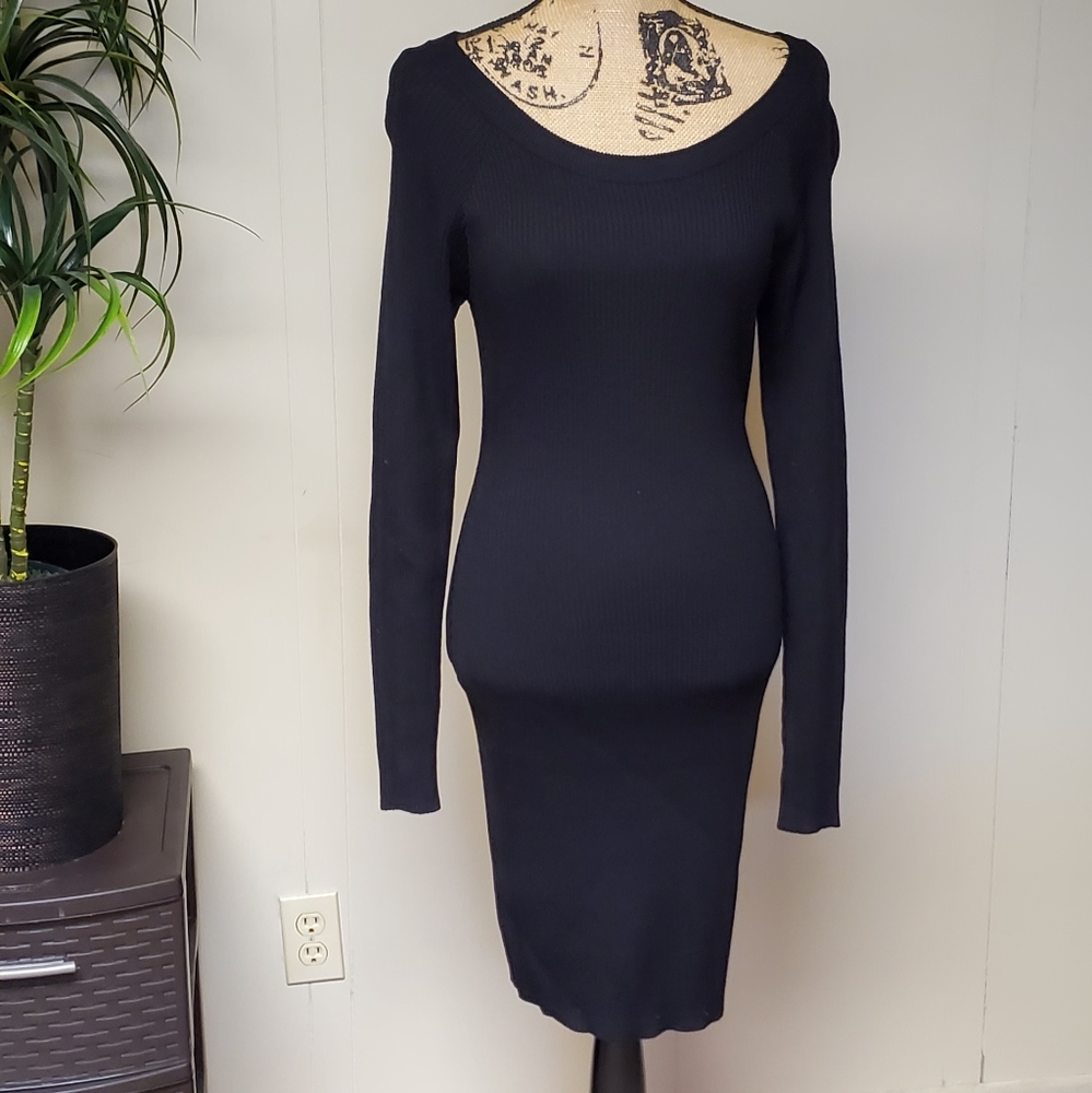 Black Dress w/Long Sleeves
